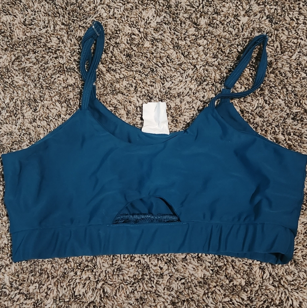 Catrina Pole Top